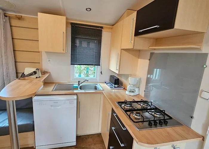 M.home Acces E007 3chbr/6pers * La Boissiere-de-Montaigu