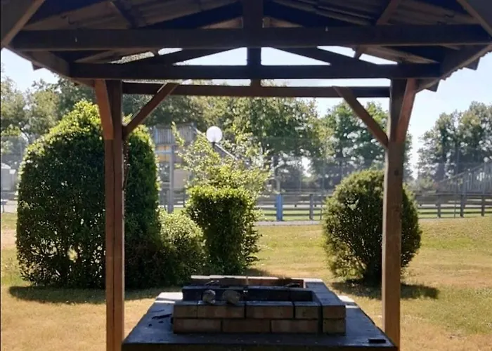 M.home Acces E007 3chbr/6pers * La Boissiere-de-Montaigu